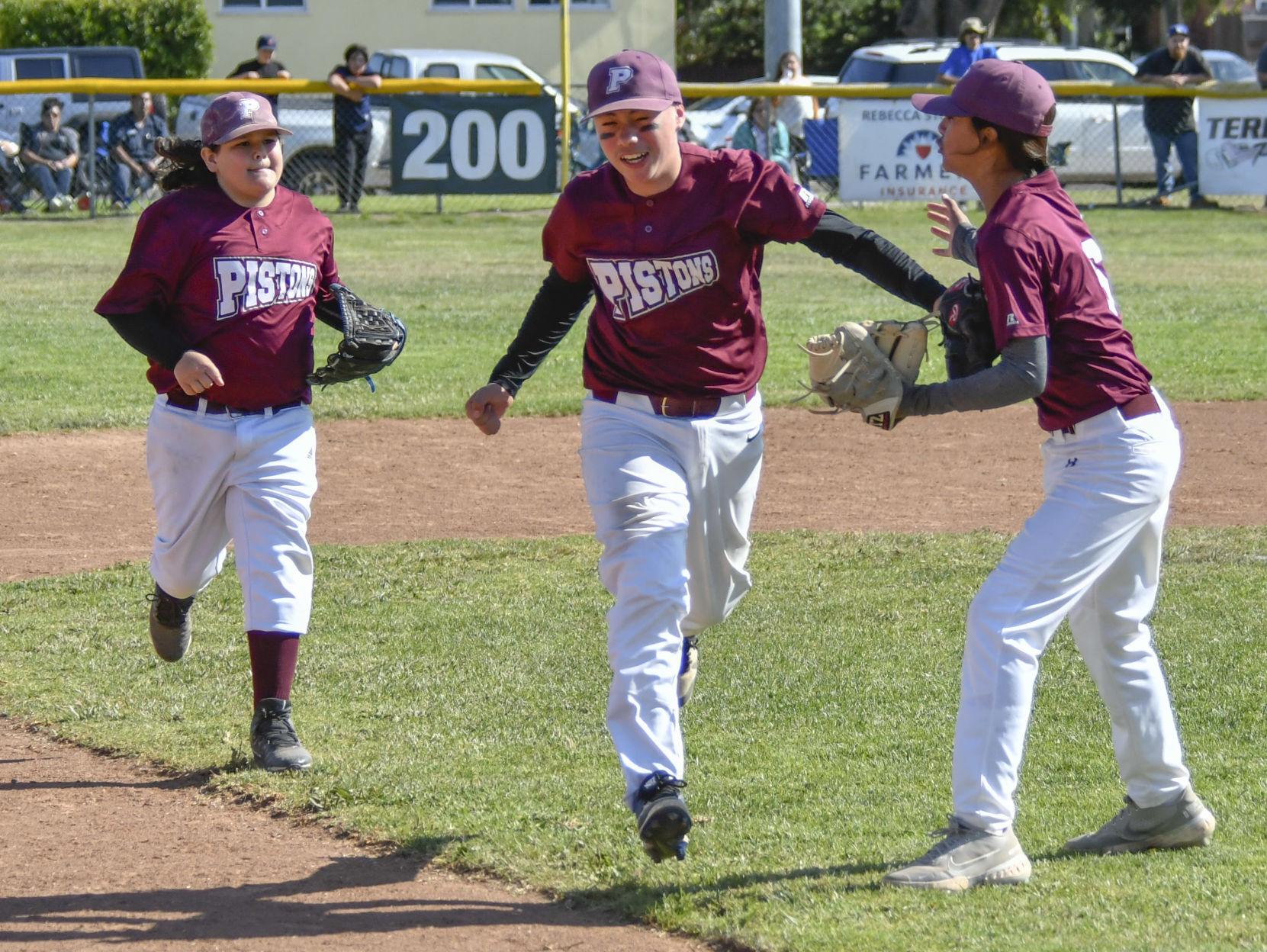 061921 Lompoc LL champs 08.JPG